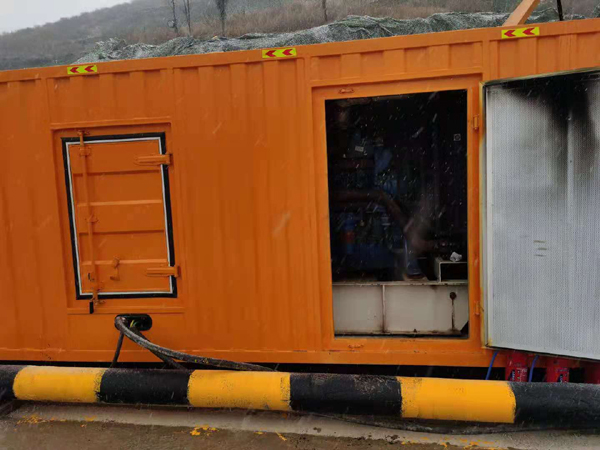 镇远发电机出租 柴油发电机组电压低报警怎么办？
