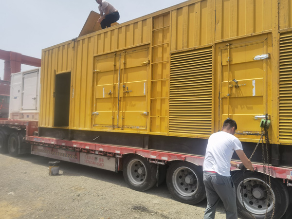 镇远发电机出租100KW发电机需要什么规格的电缆线？