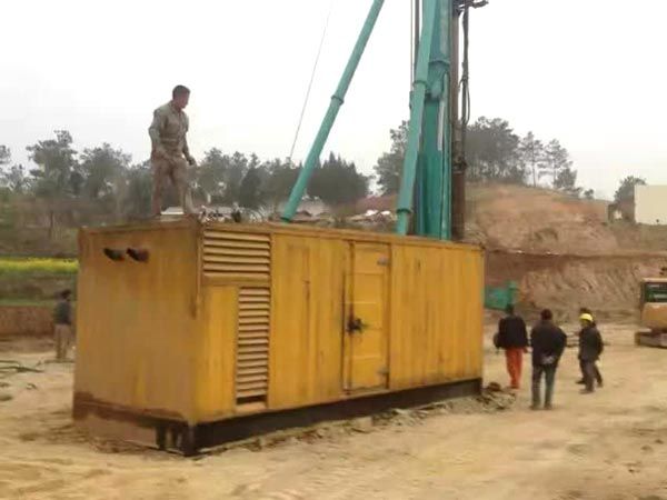 镇远如何判断水冷式机油散热器密封件是否需要更换？